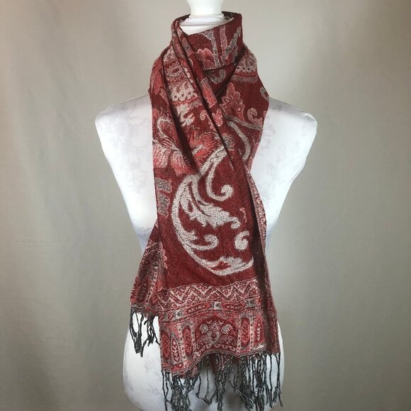 Red Paisley Pashmina-Style Shawl – Elegant, Soft & Beautiful Drape - Picture 4 of 11